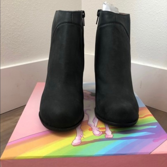 Jeffrey Campbell leather bootie, size 8.5 - Picture 7 of 10